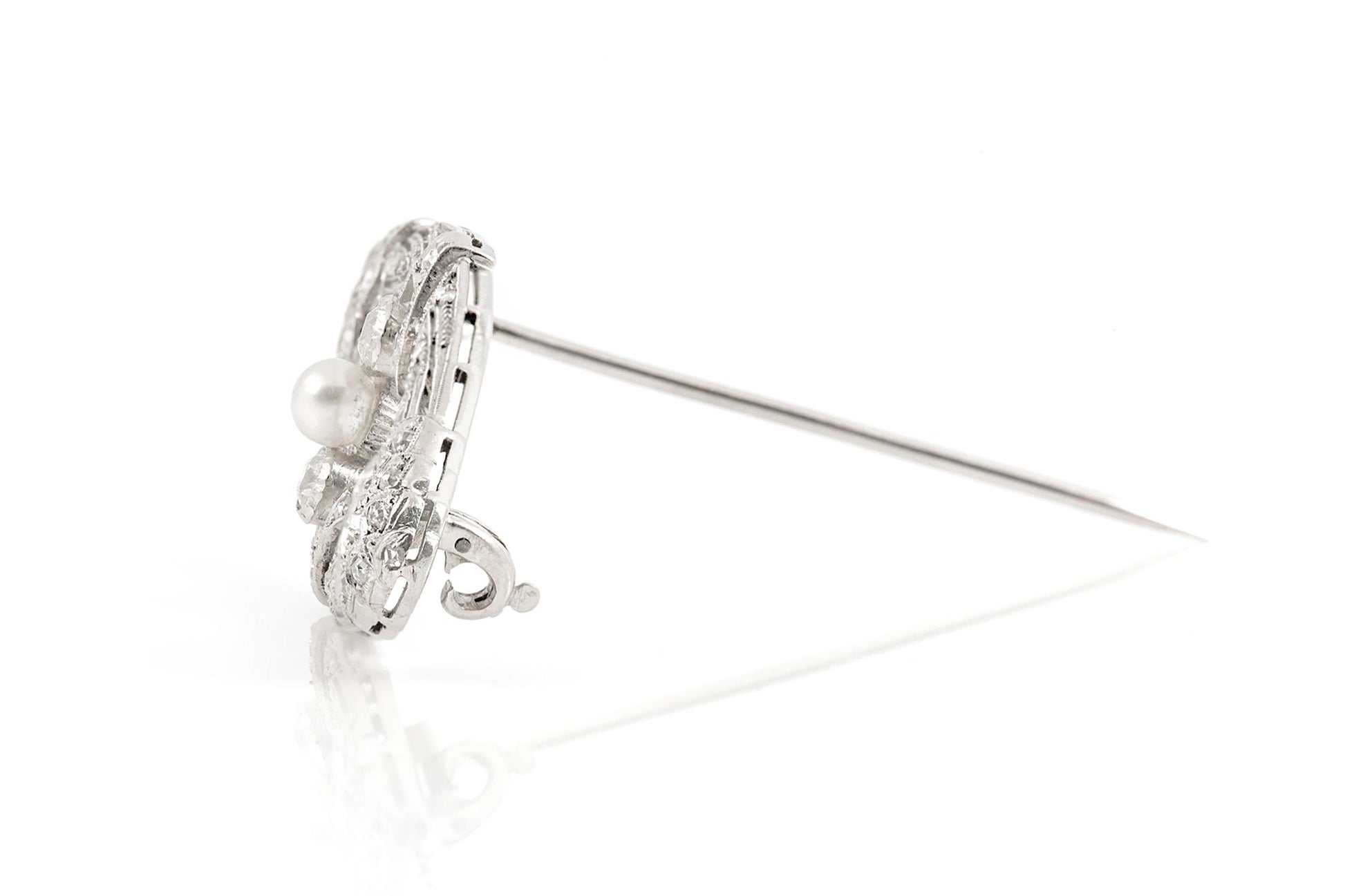 Antique Edwardian 1910s 1.50 Carat Diamond & Pearl Openwork Brooch