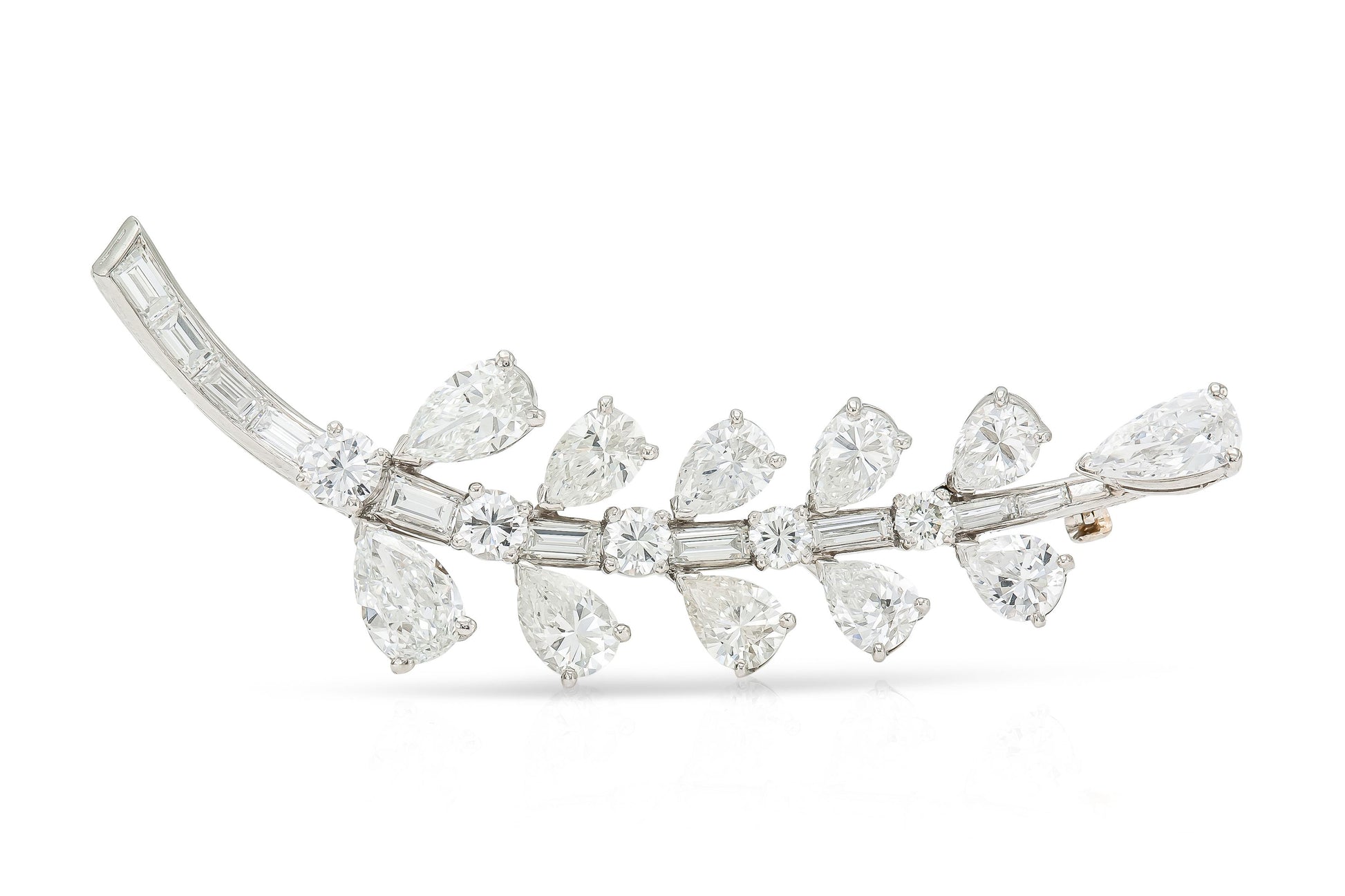 Vintage 1950s Oscar Heyman 8.00 Carat Diamond Leaf Brooch