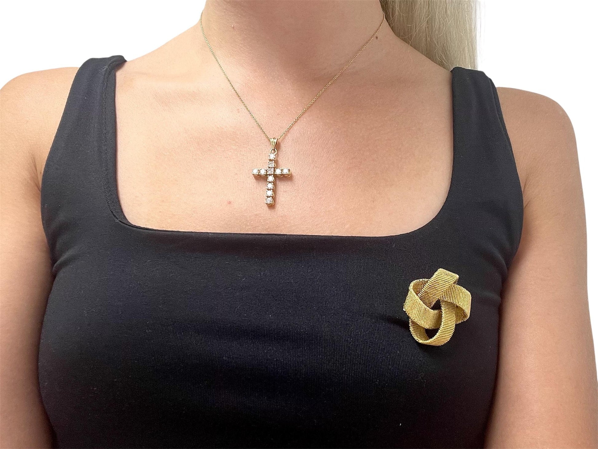 Vintage 1970s Gold Knot Brooch