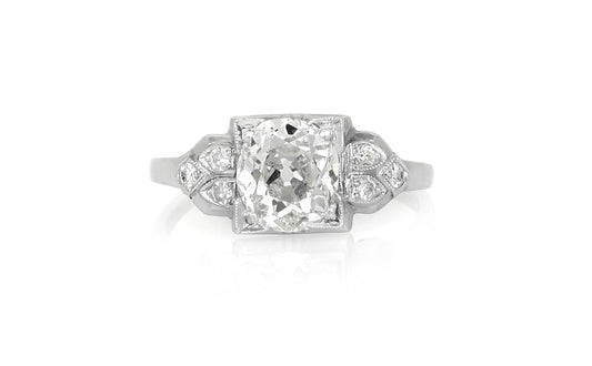 Antique Art Deco 1920s 1.75 Carat Old Mine Cut Diamond Engagement Ring