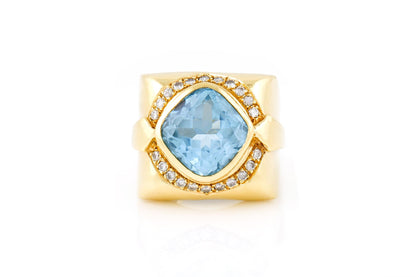 Vintage 1980s 8.00 Carat Cushion Cut Aquamarine Ring with Diamonds