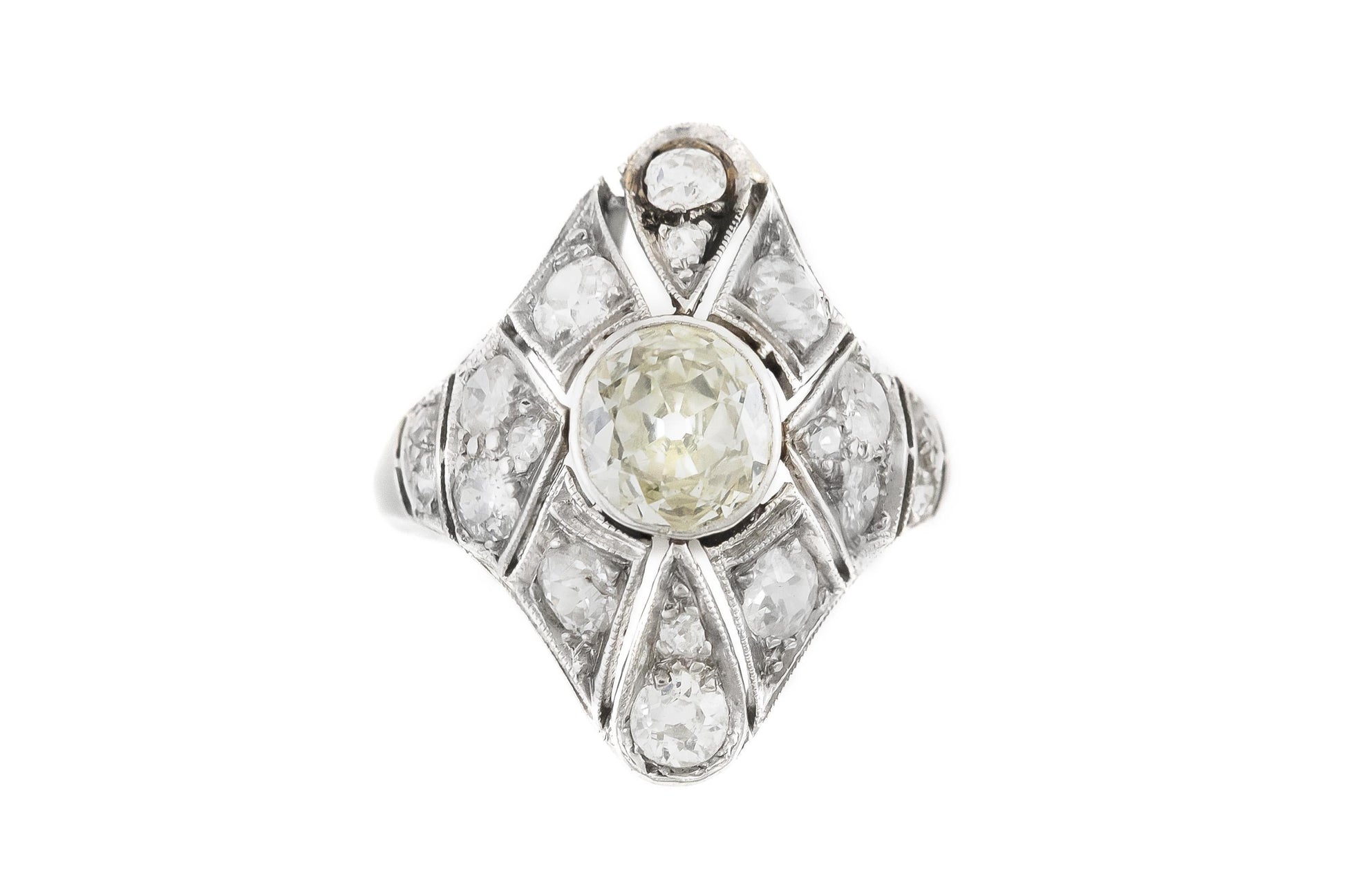 Antique Art Deco 1920s 1.50 Carat Old European Cut Diamond Dinner Ring