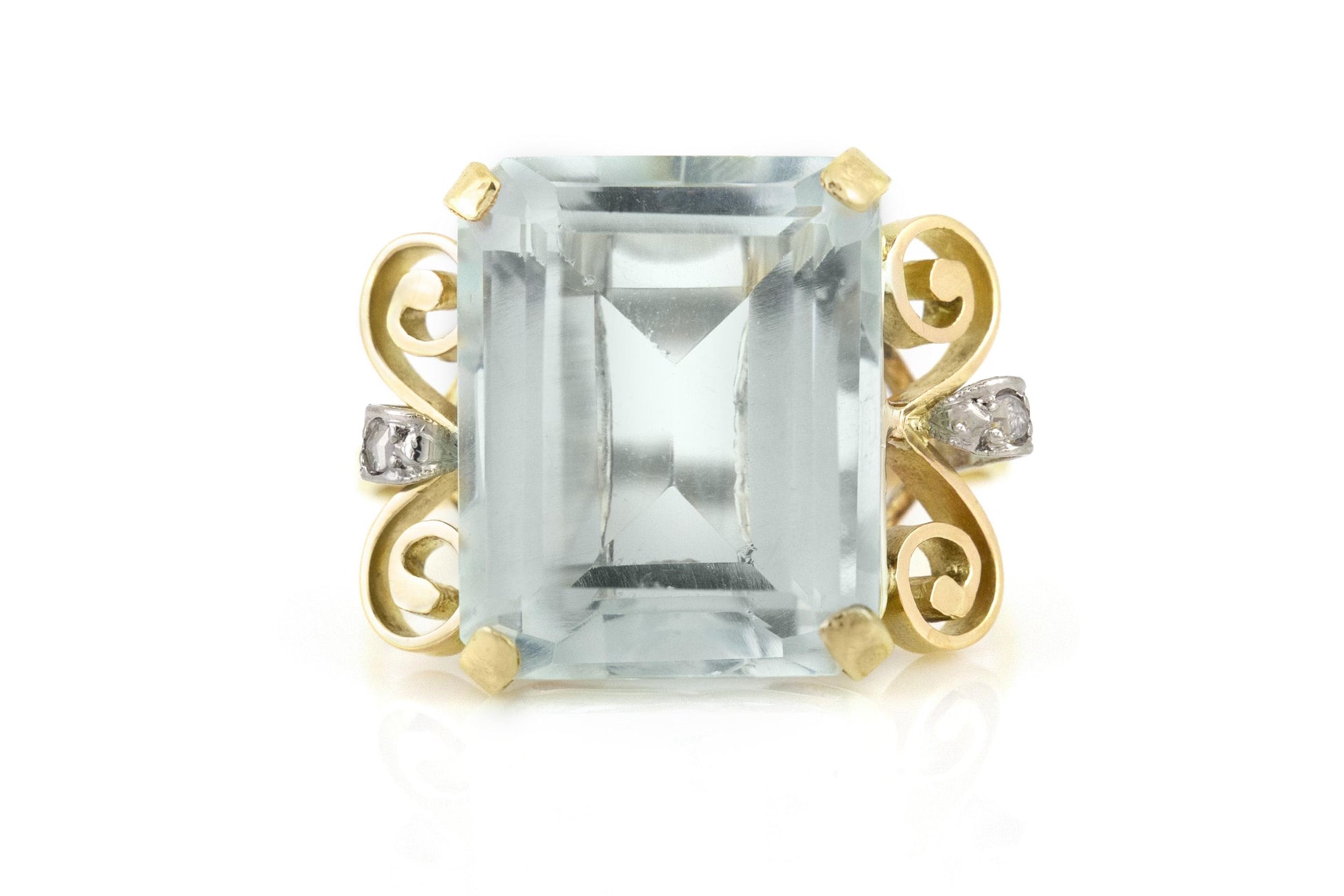 Vintage 1940s Retro 25.00 Carat Emerald Cut Aquamarine Ring