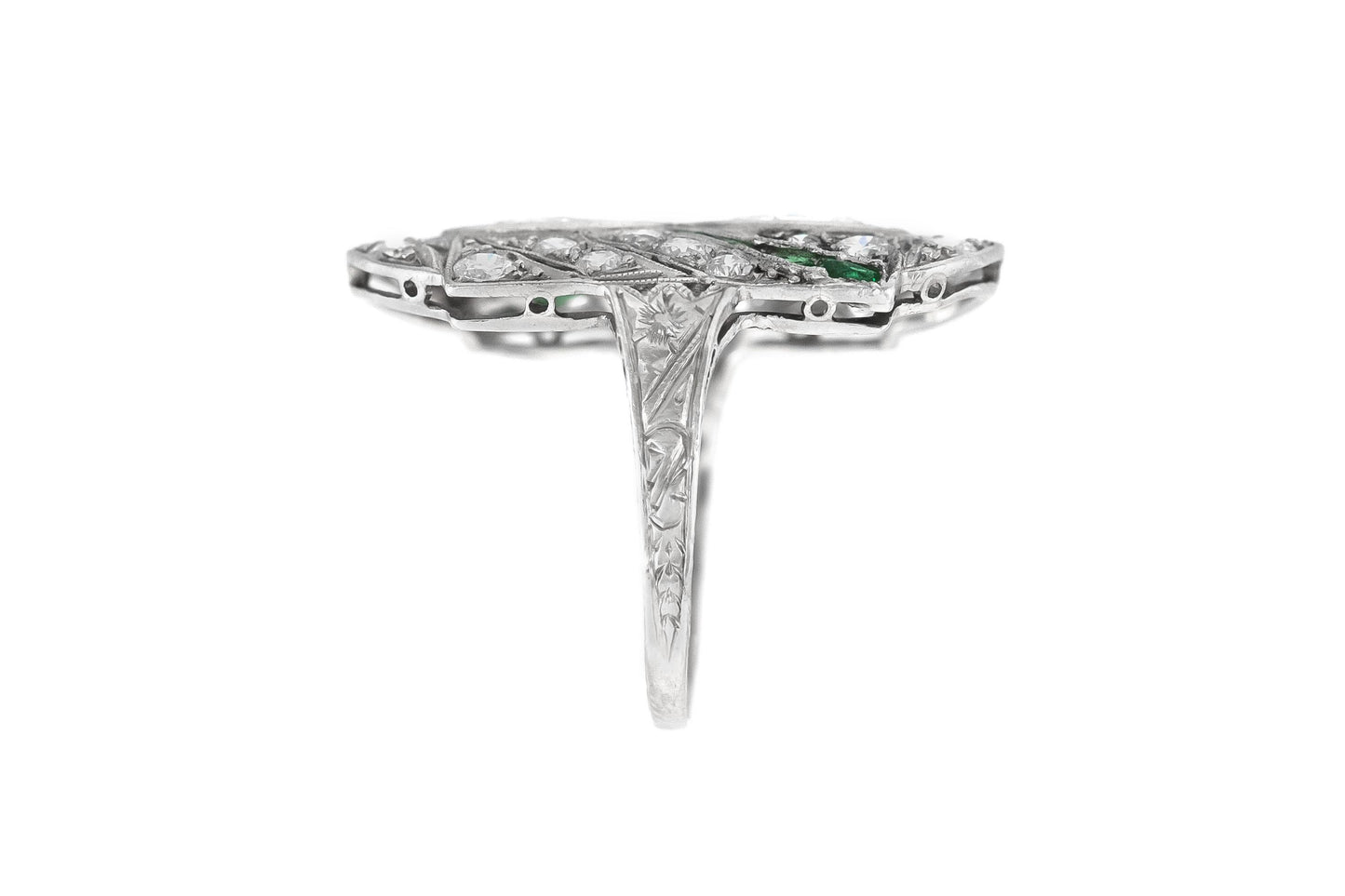 Antique Art Deco 1920s 1.50 Carat Diamond Dinner Ring with Emeralds