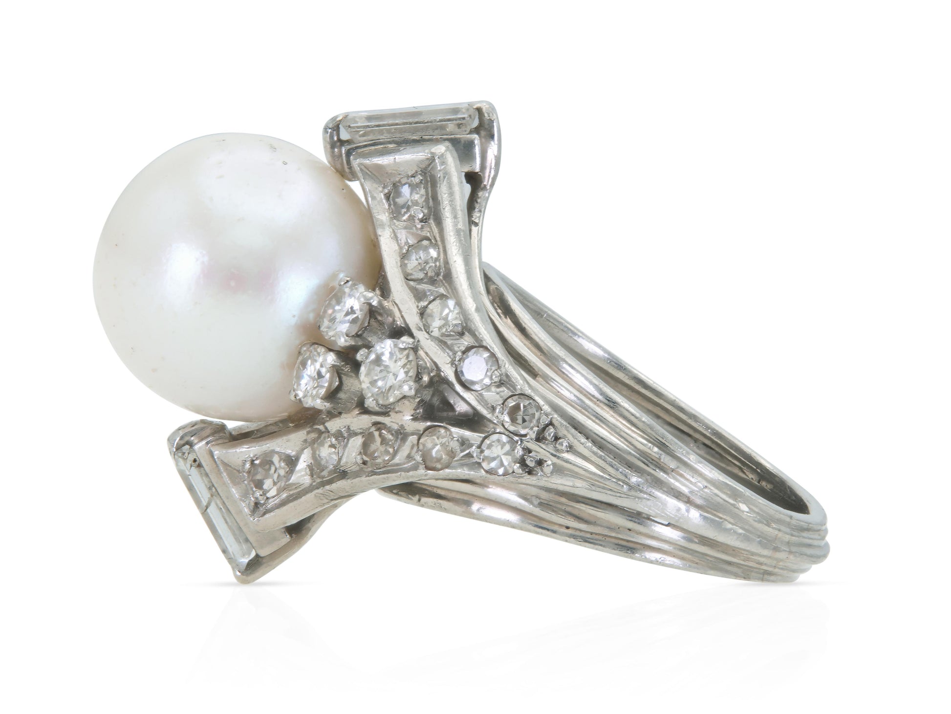 Vintage 1950s Pearl and Diamond Ring