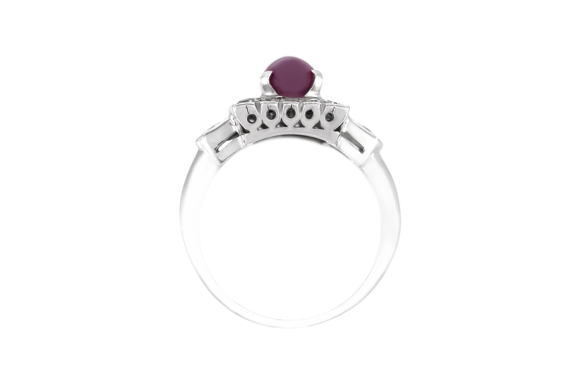 Antique Art Deco 1930s 1.50 Carat Star Ruby Ring with Diamonds