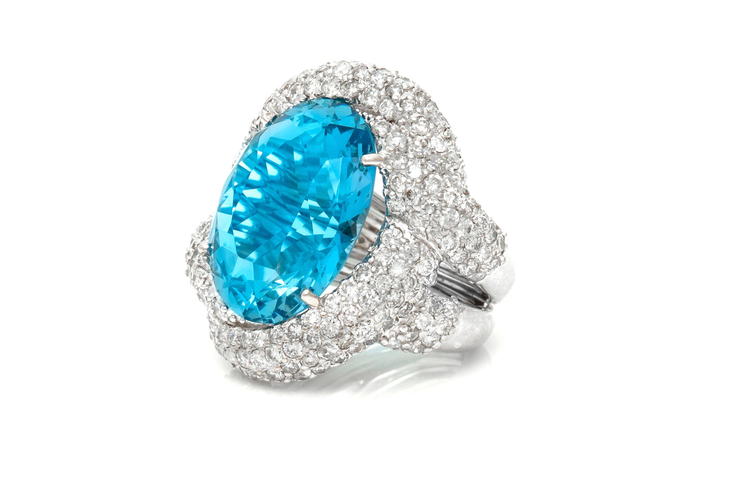 17.40 Carat Oval Cut Aquamarine Ring with Diamonds