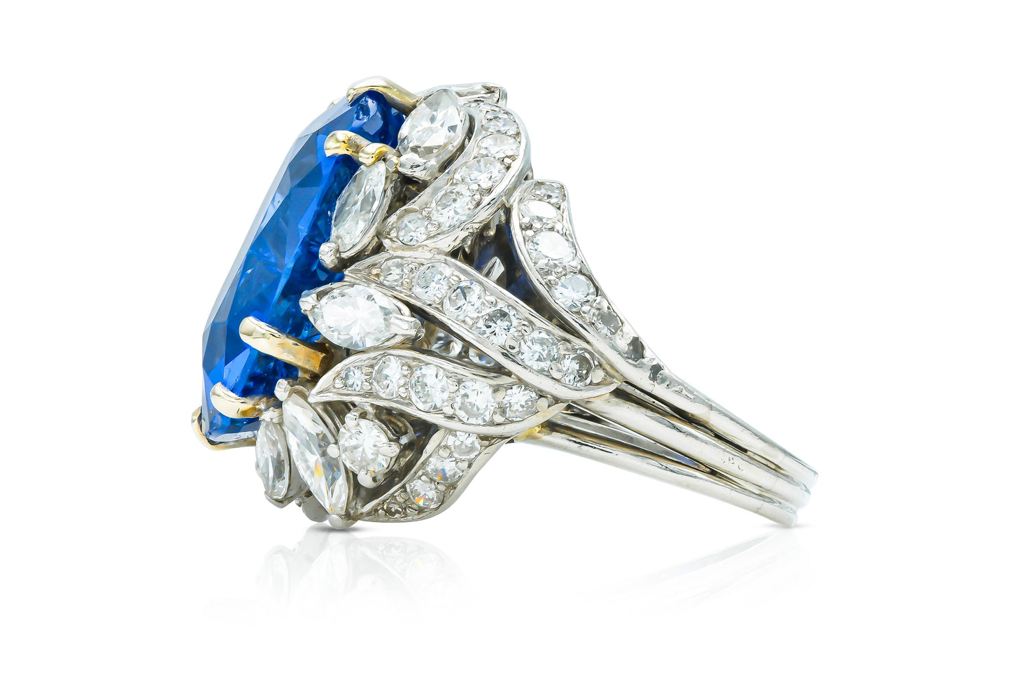 Vintage 1940s 15.13 Carat Oval Cut Sapphire Ring with Diamonds