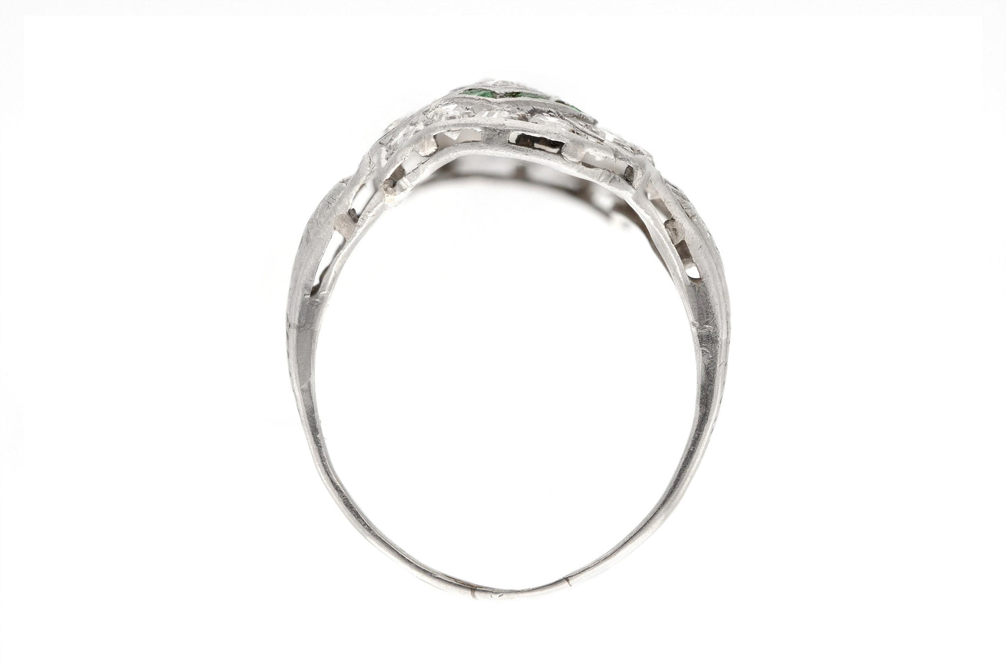 Antique Art Deco 1920s 1.20 Carat Diamond Dinner Ring with Emeralds