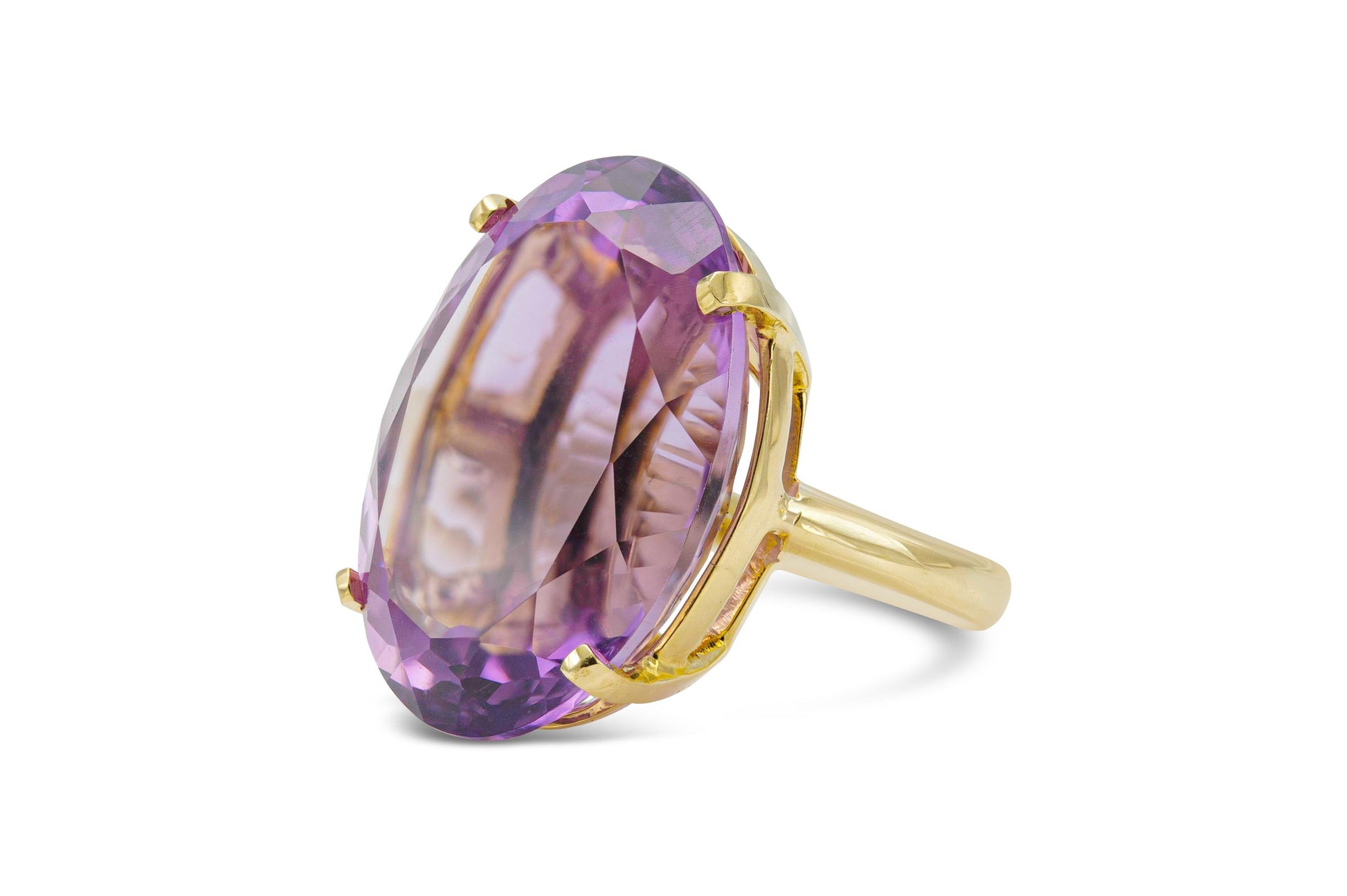 Vintage 1940s Retro 35.00 Carat Oval Cut Amethyst Ring