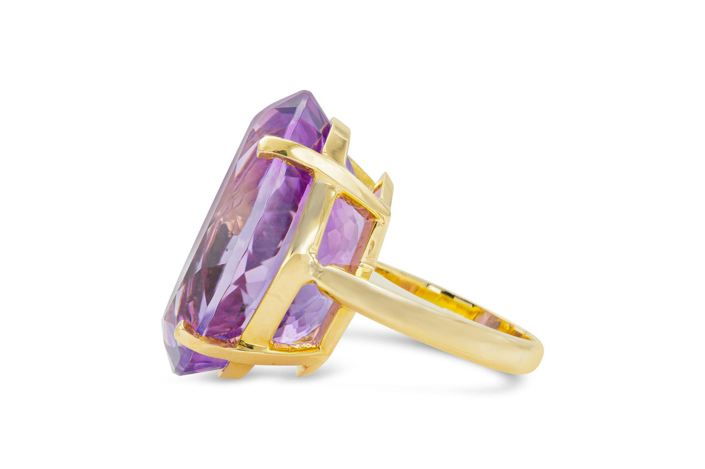 Vintage 1940s Retro 35.00 Carat Oval Cut Amethyst Ring