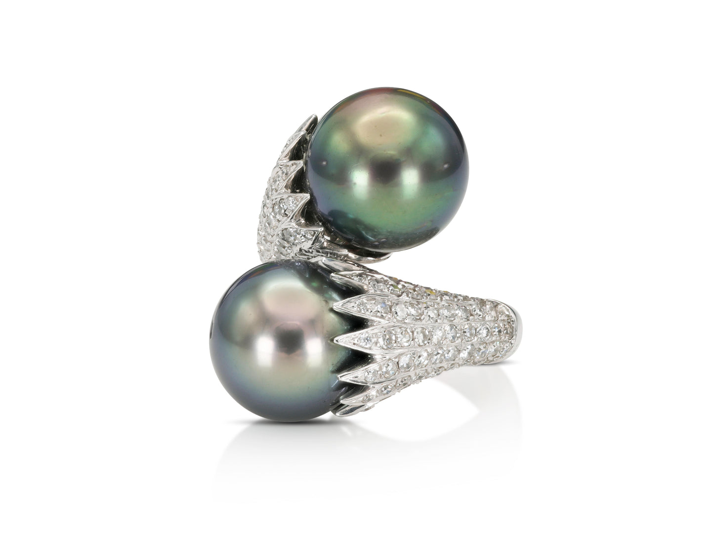 Vintage 1960s Bypass Tahitian Pearls and Diamonds Ring