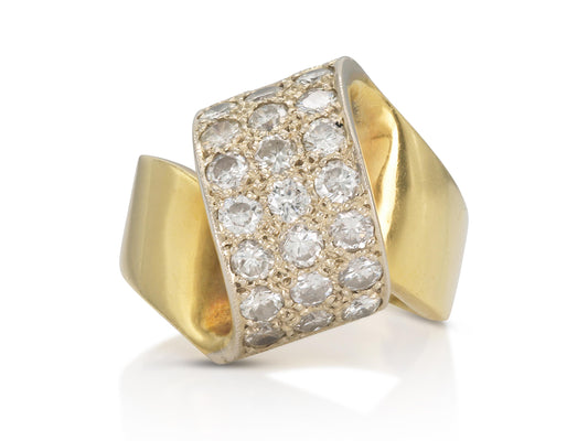 Vintage 1980s Gold Ring with Diamonds