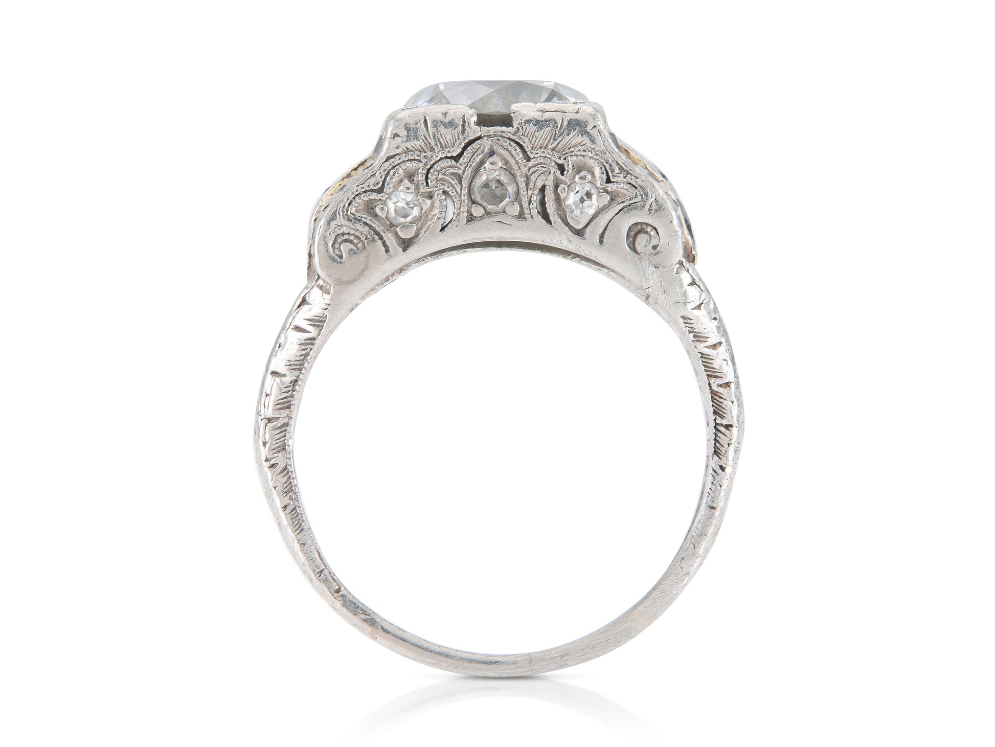 Antique Art Deco 1.62 Carat Old European Cut Diamond Engagement Ring