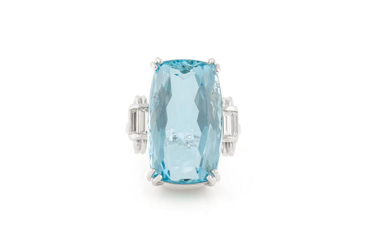 Antique Art Deco 1930s 30.00 Carat Crisscut Aquamarine Ring