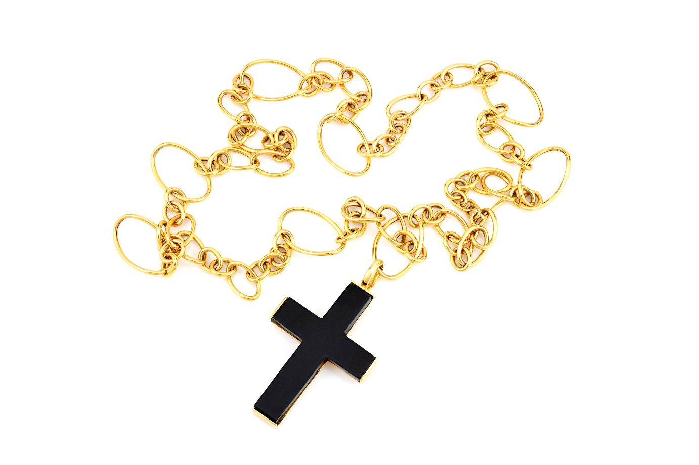 Faraone Mennella Onyx & Gold Cross Pendant Link Necklace