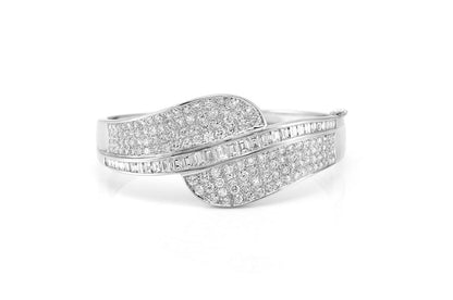 11.20 Carat Diamond Wave Hinged Bangle