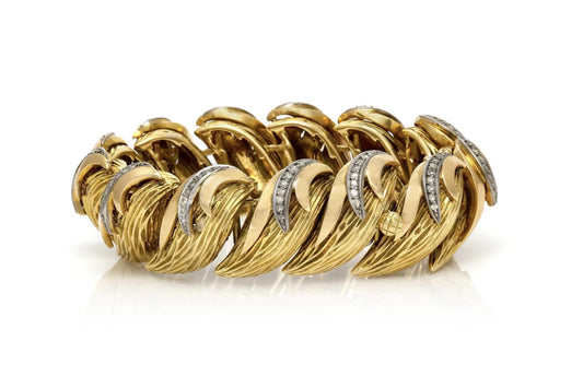 Vintage 1970s Gold Leaves Bracelet with Diamonds