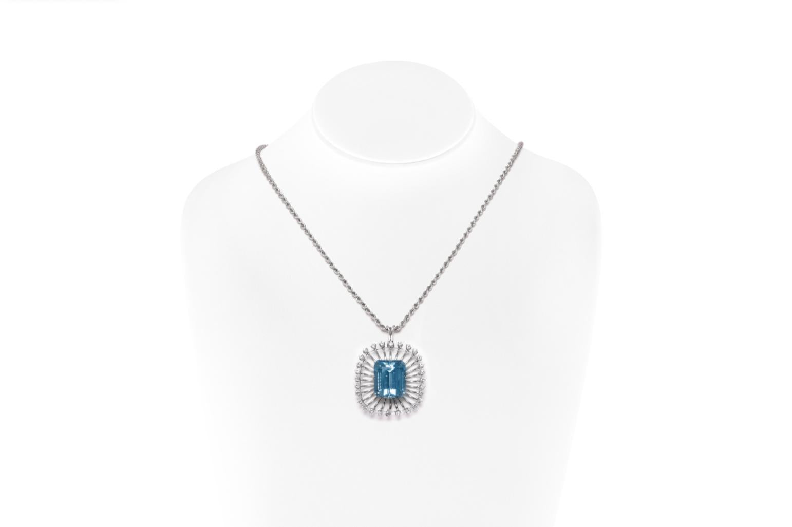 Vintage 1940s Retro Aquamarine Pendant Necklace with Diamonds