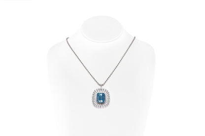 Vintage 1940s Retro Aquamarine Pendant Necklace with Diamonds