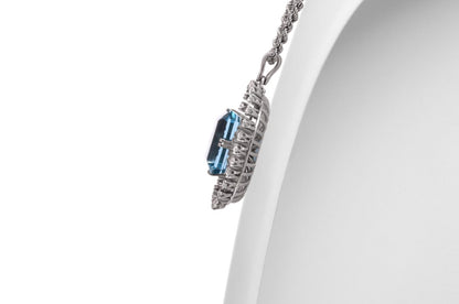 Vintage 1940s Retro Aquamarine Pendant Necklace with Diamonds