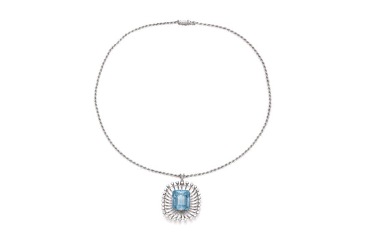 Vintage 1940s Retro Aquamarine Pendant Necklace with Diamonds