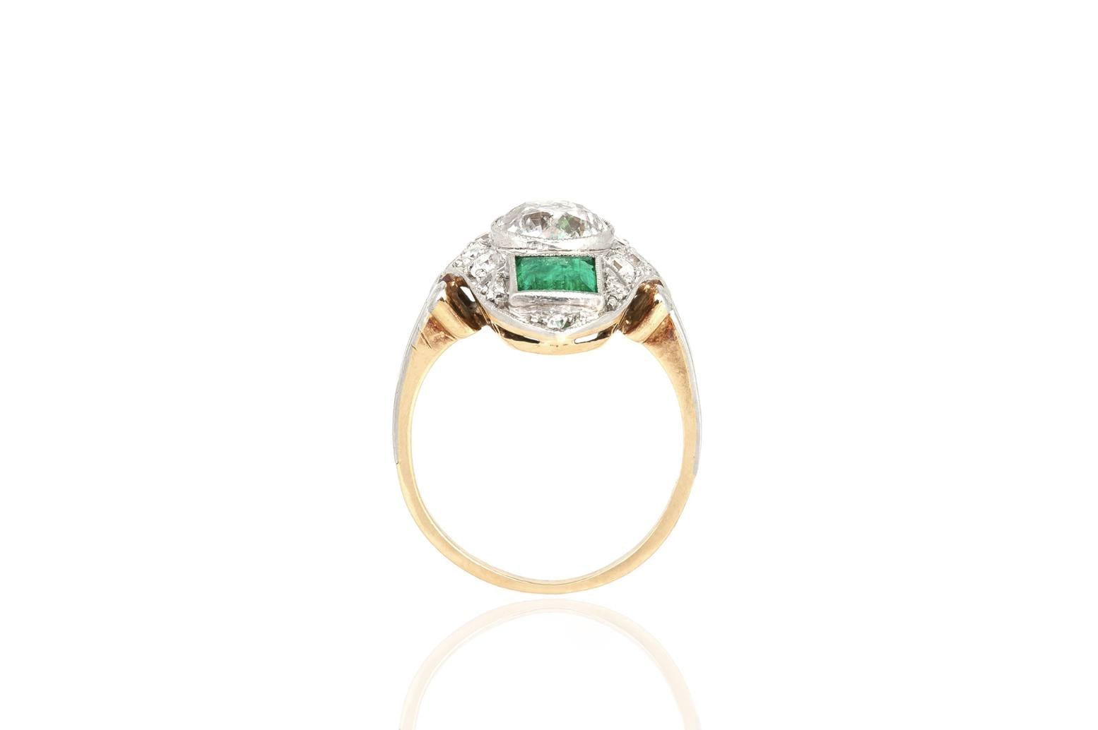 Antique Edwardian 1910s 1.50 Carat Diamond and 1.00 Carat Emerald Dinner Ring