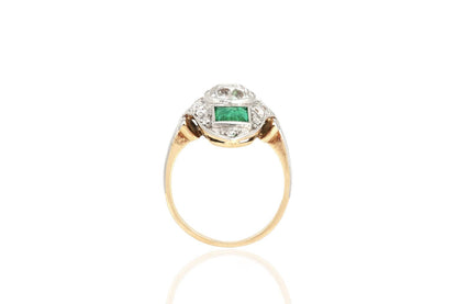 Antique Edwardian 1910s 1.50 Carat Diamond and 1.00 Carat Emerald Dinner Ring