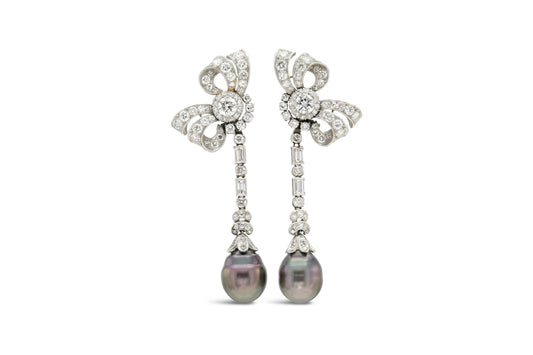 Vintage 1950s Tahitian Pearl and 4.70 Carat Diamond Bow Dangle Earrings