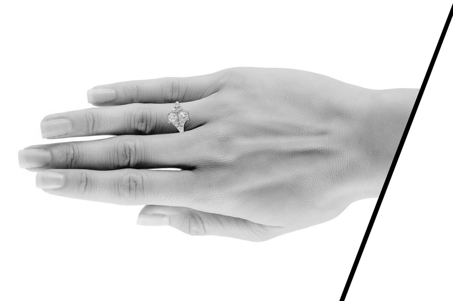 Antique Art Deco 1920 1.70 Carat Diamond Dinner Ring