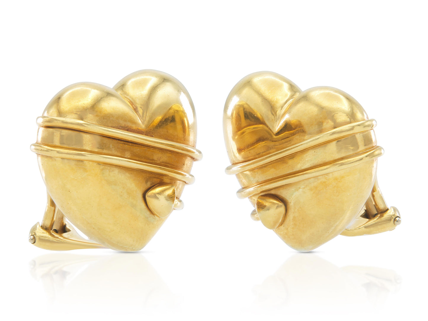 Vintage 1990s Tiffany & Co. Cupid’s Arrow Heart gold earrings.