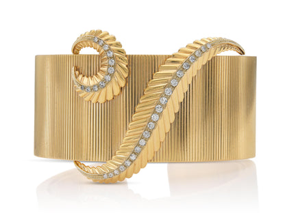 Vintage 1940s Retro Fluted Gold Feather Cuff Bracelet with Diamonds