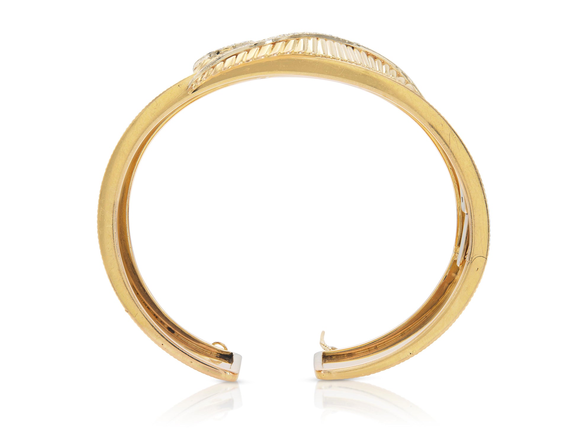 Vintage 1940s Retro Fluted Gold Feather Cuff Bracelet with Diamonds