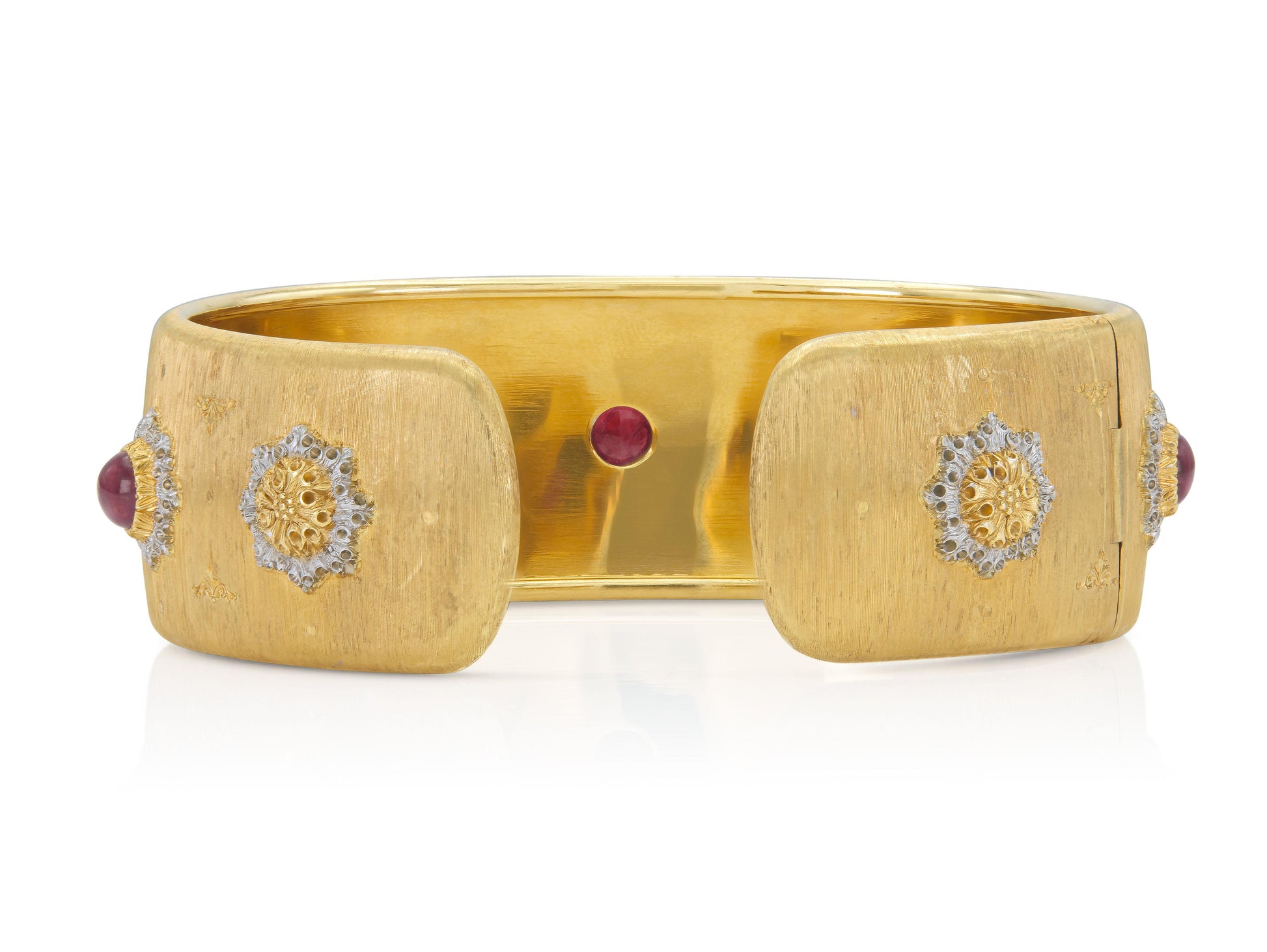 Vintage 1970s Buccellati Ruby Cuff Bracelet