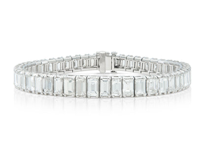 Vintage 1940s 22.00 Carat Graduating Baguette Cut Diamond Tennis Bracelet