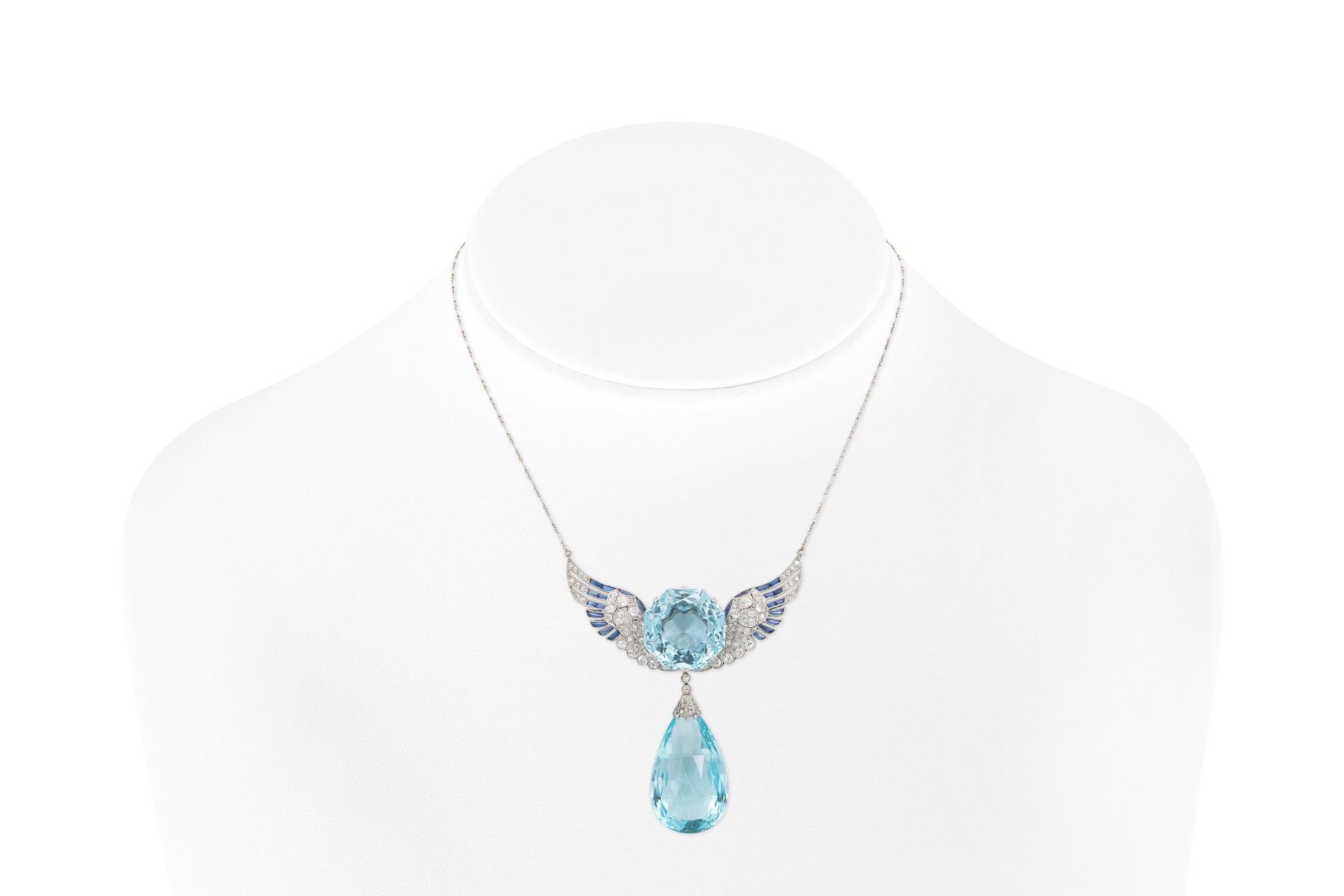 Antique Edwardian 1910s 140.00 Carat Aquamarine Wings Pendant Necklace