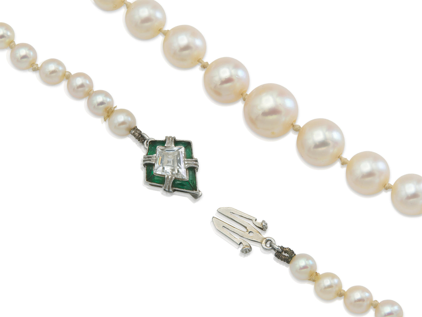 Antique Edwardian 1900s Graduating Pearl Strand Necklace