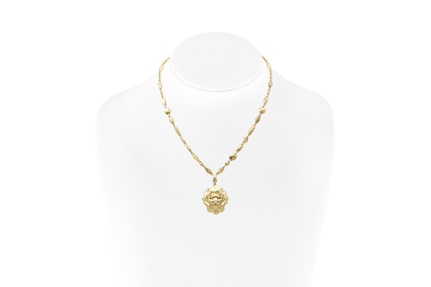 Chanel Sous Le Signe du Lion necklace