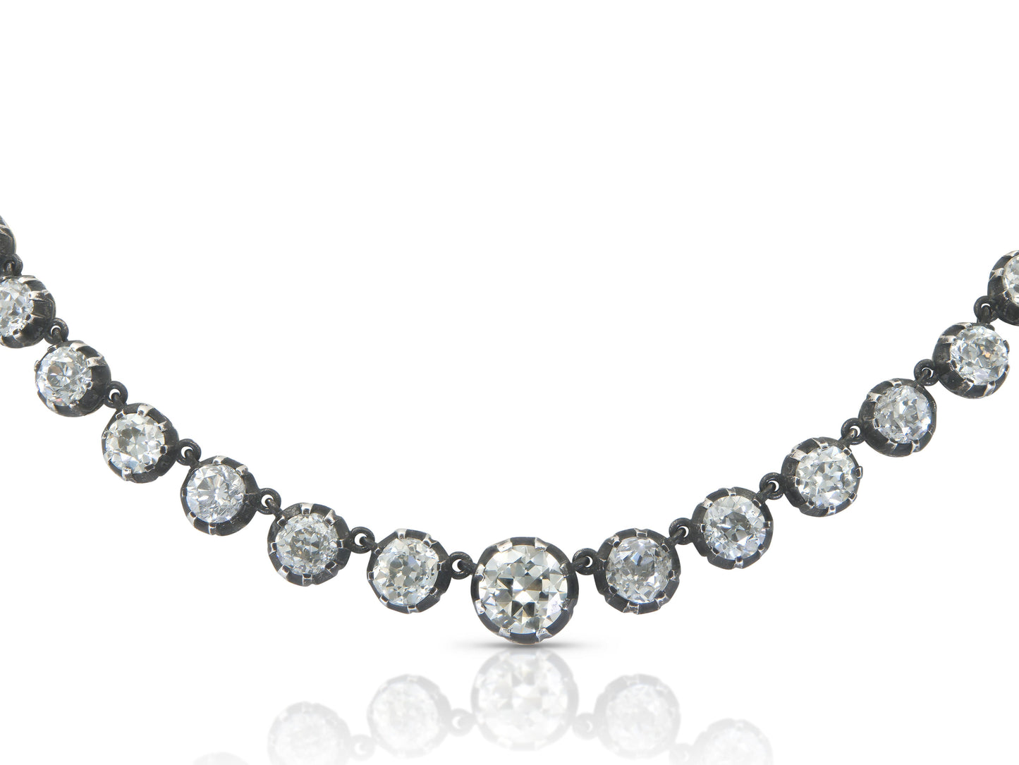 31.40 Carat Old European and Old Mine cut Diamond Riviera Necklace