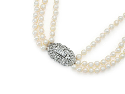 Vintage 1950s Three Strand Pearl Necklace