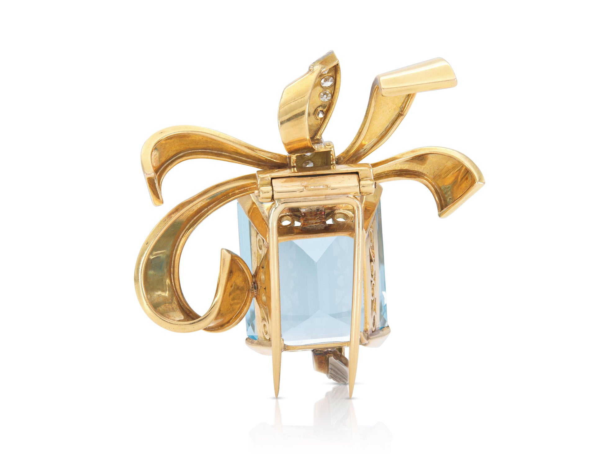 Vintage 1940s Retro 40.00 Carat Aquamarine Brooch with Diamonds