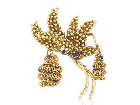 Vintage 1960s Tiffany & Co. Gold Leaf and Cacoons Brooch with Sapphires