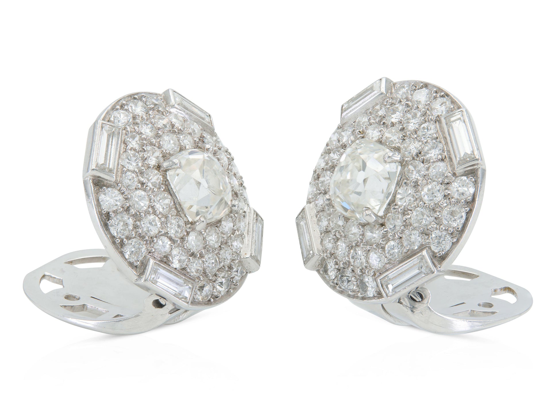 Antique Art Deco 1930s Cartier 6.20 Carat Diamond Lapel Clips