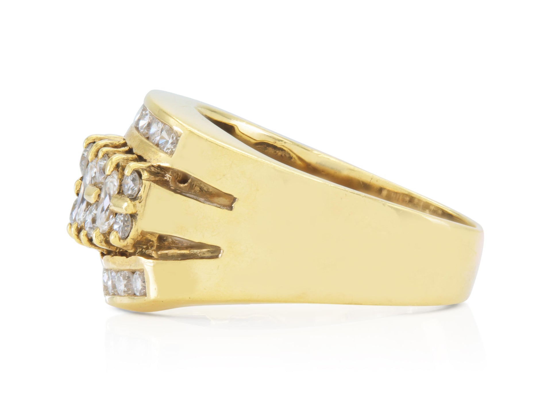 Vintage 1980s 1.00 Carat Marquise and Round Cut Diamonds Ring