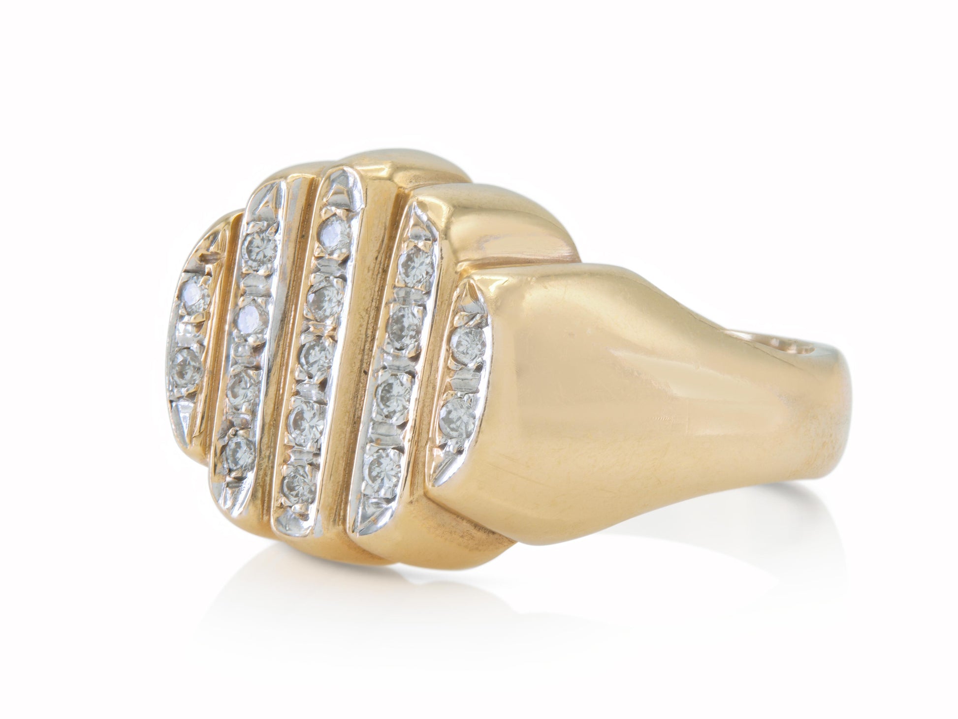 Vintage 1980s 0.28 Carat Round Cut Diamonds Signet Ring