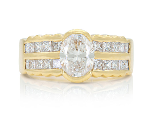 Vintage 1980s 1.15 Carat Oval Cut Diamond Engagement Ring