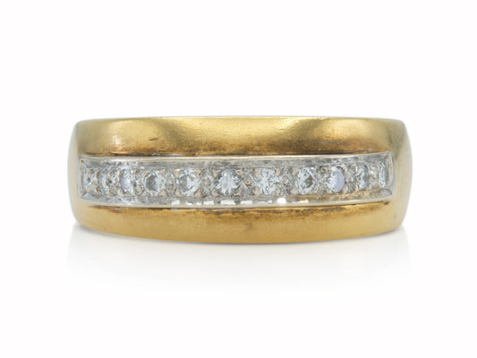 Vintage 1980s Gold Band Ring with Diamonds