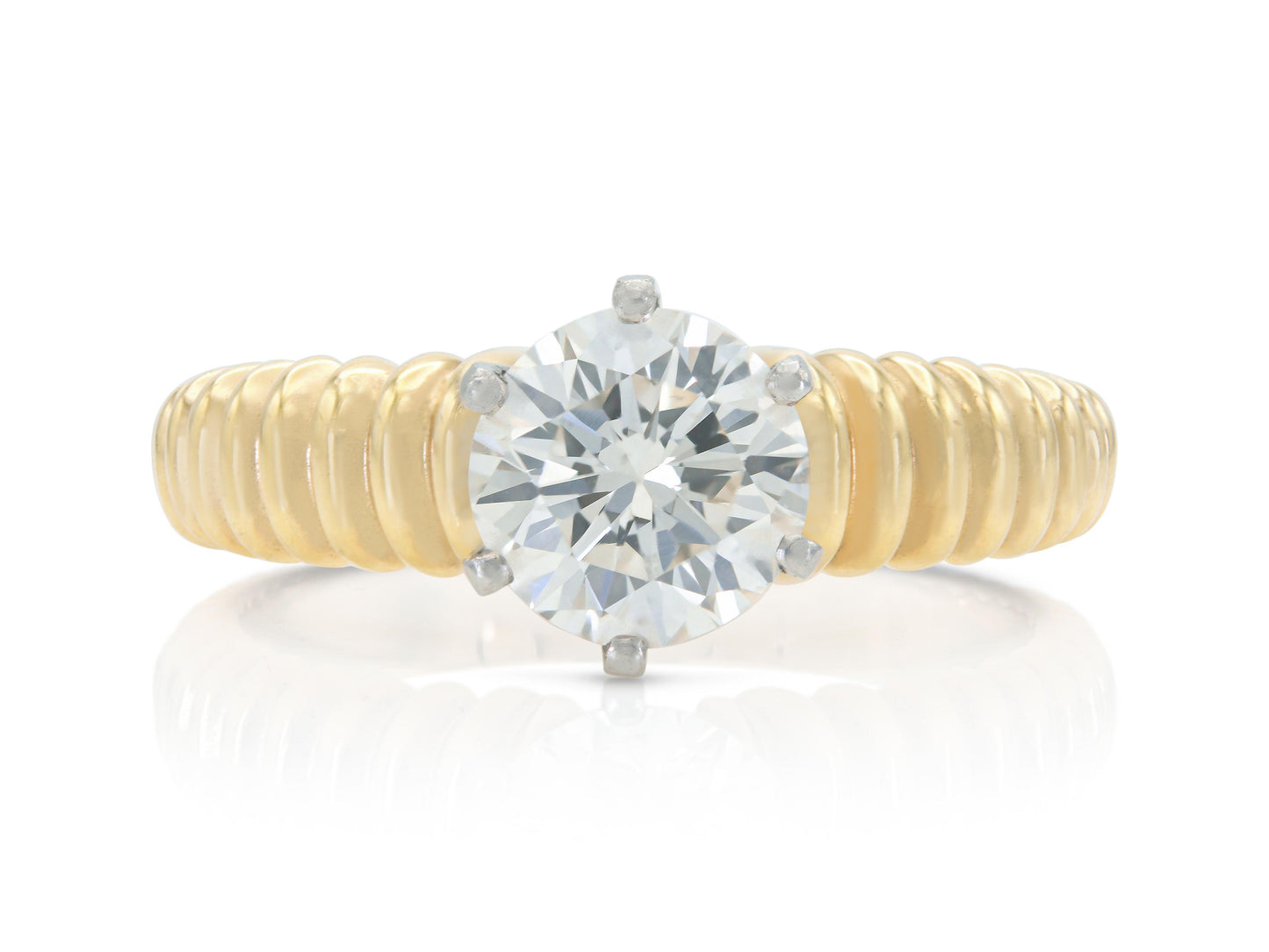 Vintage 1970s 1.22 Carat Round Cut Diamond Engagement Ring