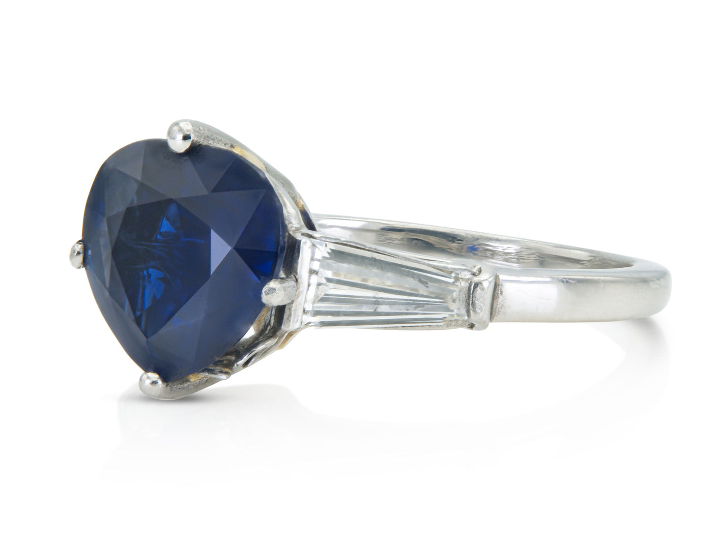 Vintage 1950s 2.85 Carat Heart-Shaped Sapphire Ring with Diamonds