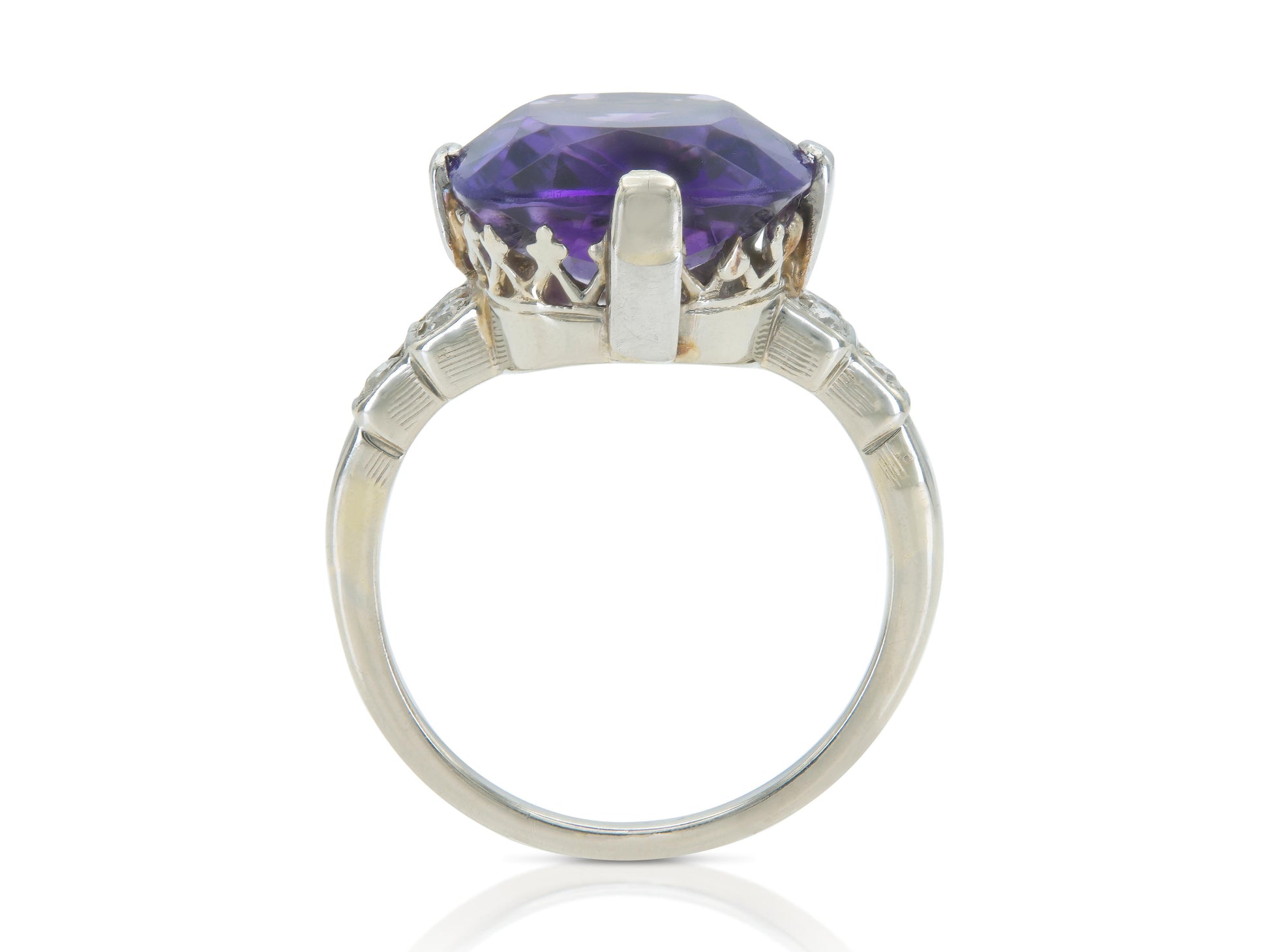Antique Art Deco 1930s 10.00 Carat Amethyst Ring with Diamonds